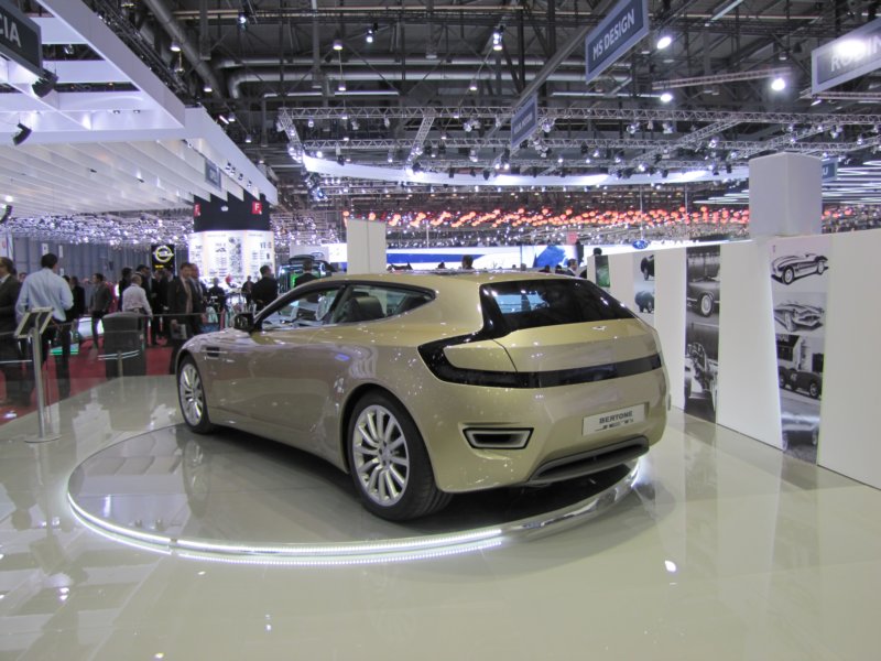 bertonejet2astonmartinvanquishbased5.jpg