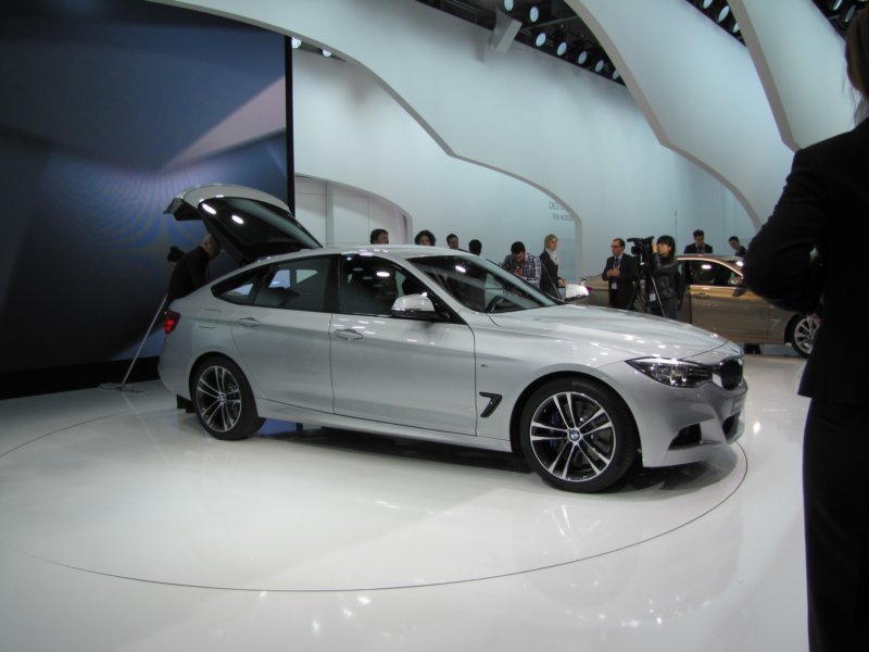 bmw3ergt16.jpg