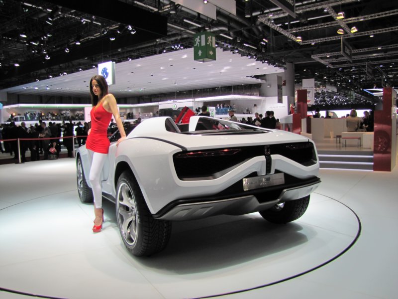 giugiaroitaldesignparcourxgtroadster3.jpg
