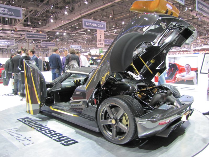 koenigseggagerashundra15.jpg