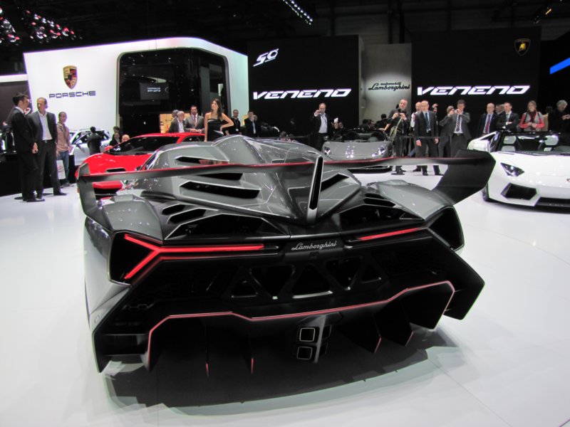 lamborghinivenenolp7504109.jpg