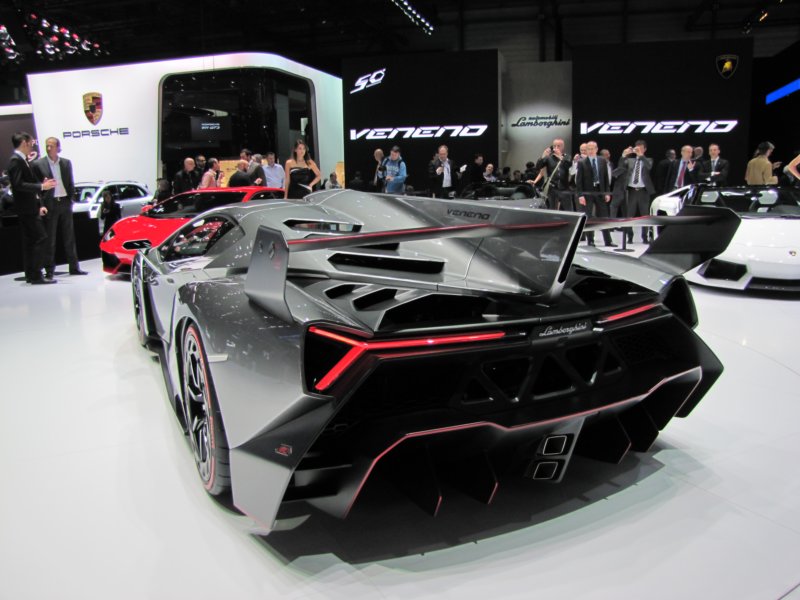 lamborghinivenenolp7504117.jpg