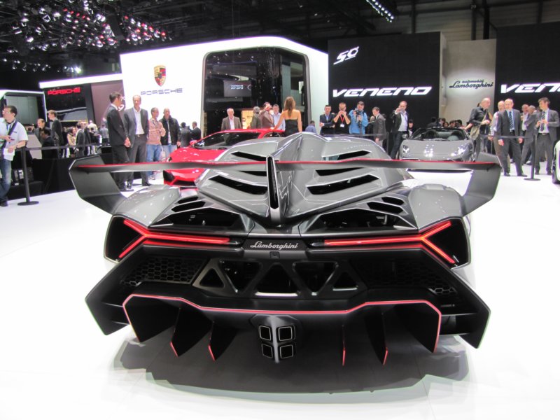 lamborghinivenenolp750434.jpg