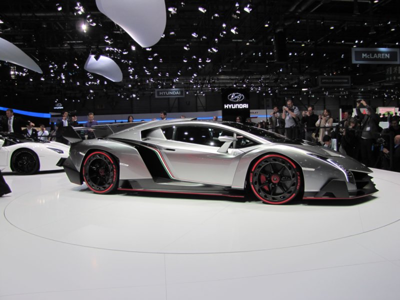 lamborghinivenenolp750450.jpg