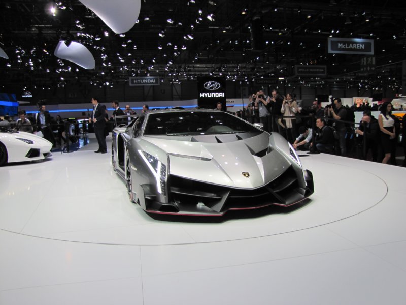 lamborghinivenenolp750453.jpg