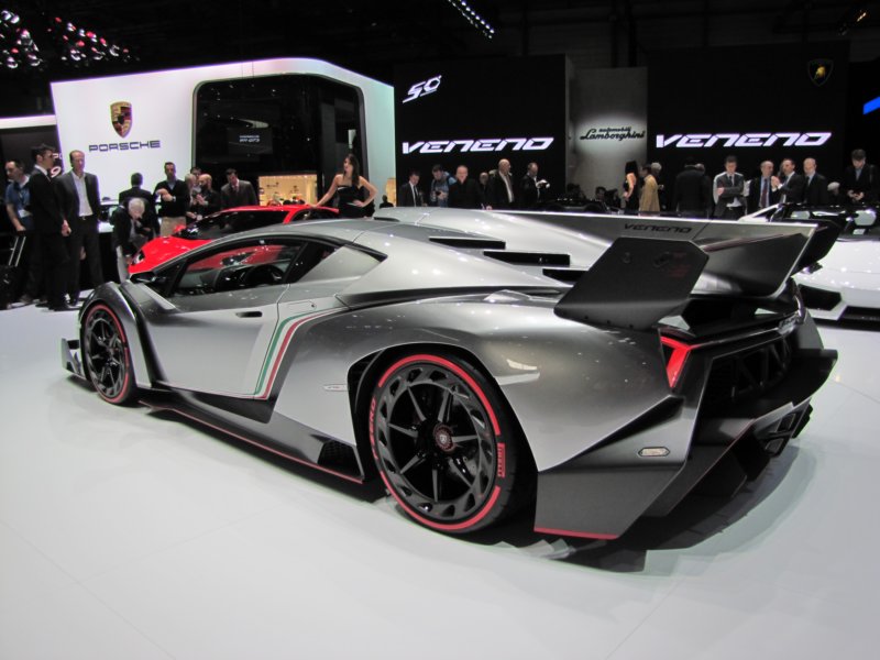 lamborghinivenenolp750479.jpg