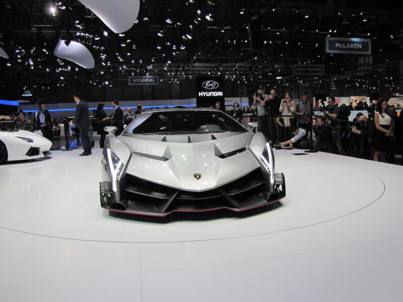 lamborghinivenenolp750488.jpg