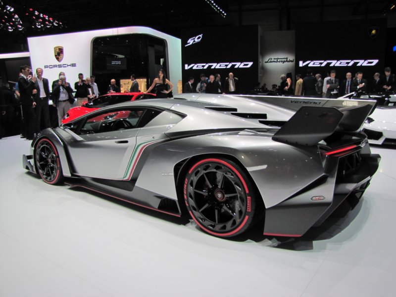 lamborghinivenenolp750490.jpg