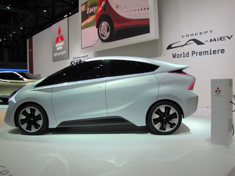 mitsubishiconceptcamiev6.jpg