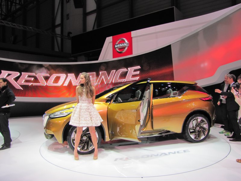 nissanresonanceconcept21.jpg