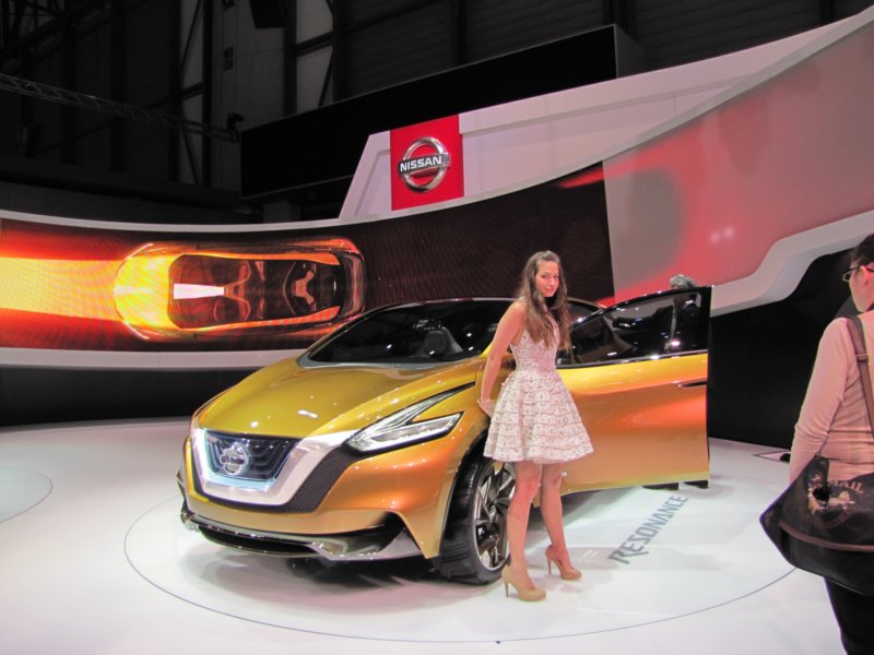 nissanresonanceconcept30.jpg