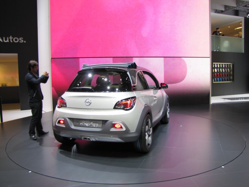 opeladamrocks15.jpg