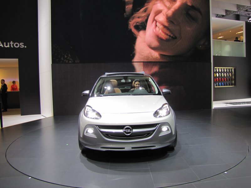 opeladamrocks4.jpg