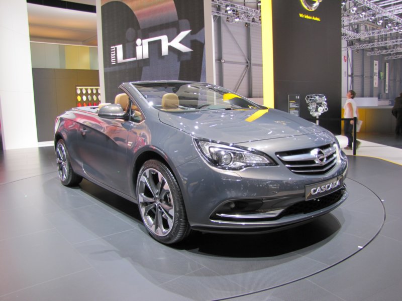 opelcascada30.jpg