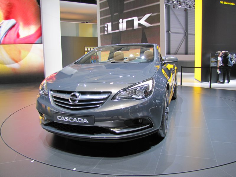 opelcascada8.jpg