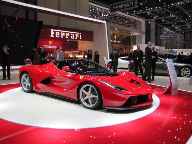 ferrarilaferrari52.jpg