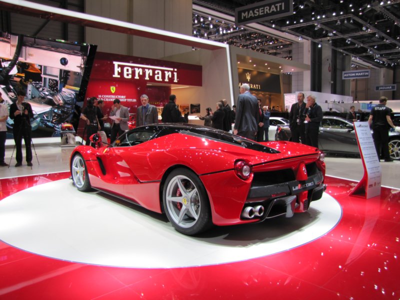 ferrarilaferrari81.jpg