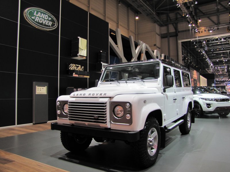 landroverdefender4.jpg