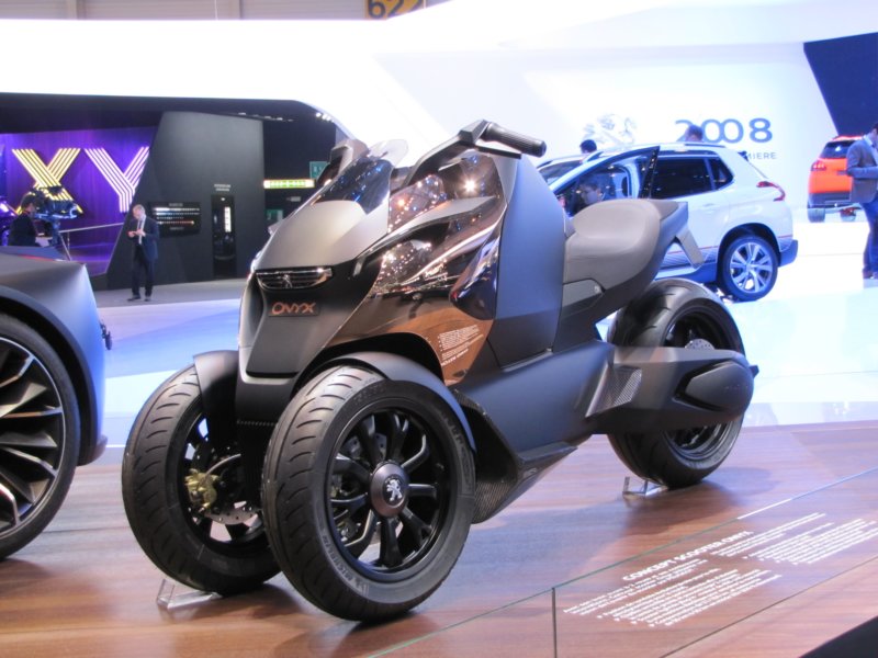 peugeotscooteronyx2.jpg