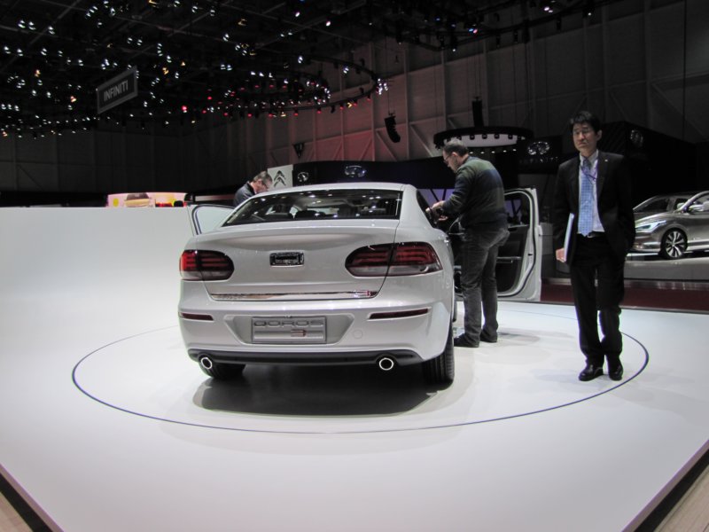 qoros3sedan2.jpg