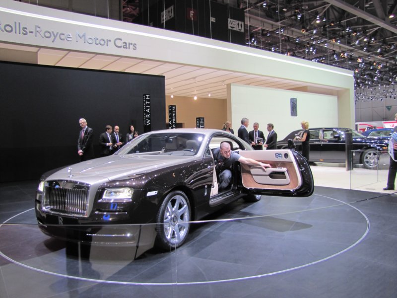 rollsroycewraith34.jpg