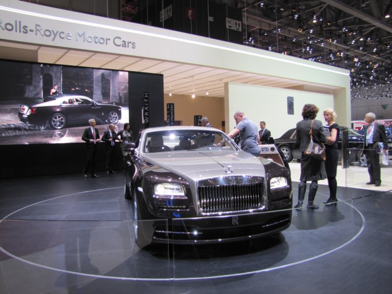 rollsroycewraith53.jpg