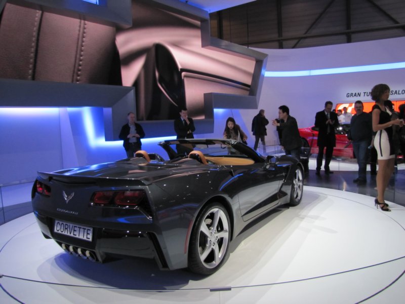 chevroletcorvettestingrayconvertible23.jpg