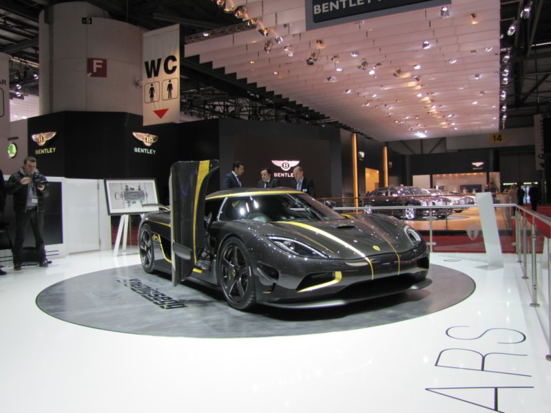 koenigseggagerashundra10.jpg