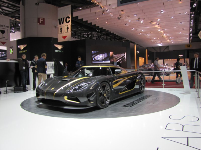 koenigseggagerashundra107.jpg