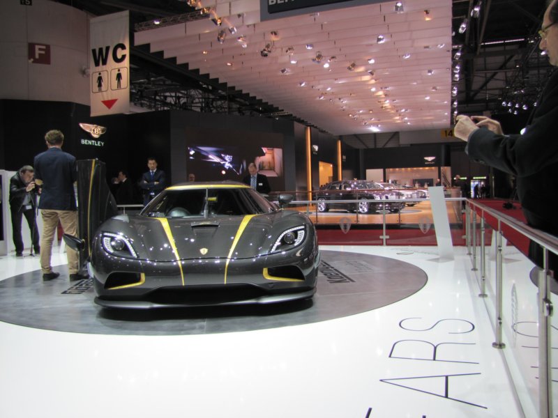 koenigseggagerashundra108.jpg