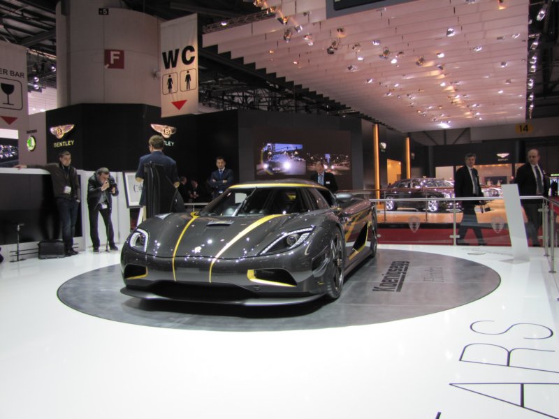 koenigseggagerashundra110.jpg