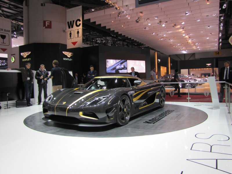 koenigseggagerashundra117.jpg