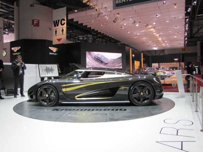 koenigseggagerashundra21.jpg