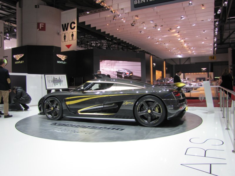 koenigseggagerashundra79.jpg