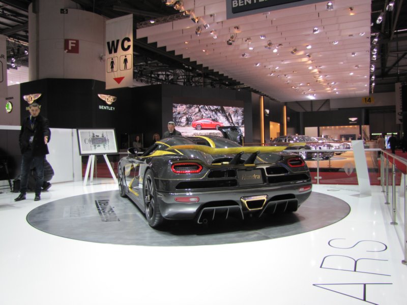 koenigseggagerashundra85.jpg