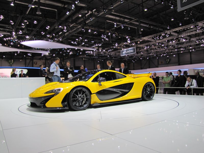mclarenp1101.jpg