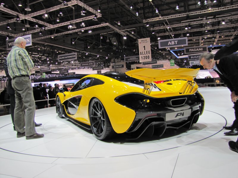 mclarenp137.jpg