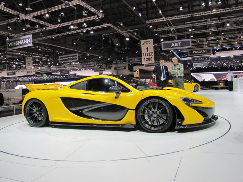 mclarenp144.jpg