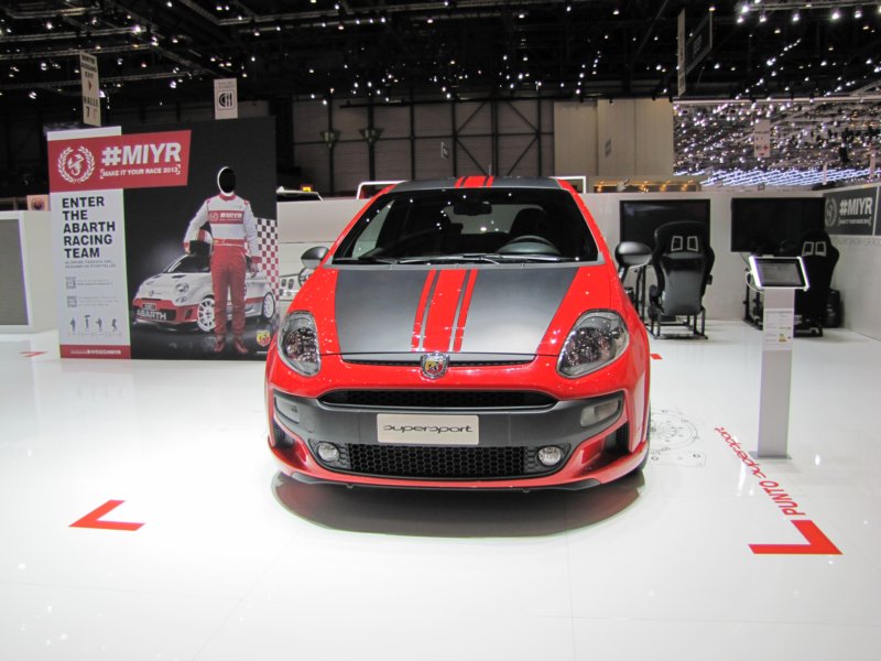 abarthpuntosupersport2.jpg