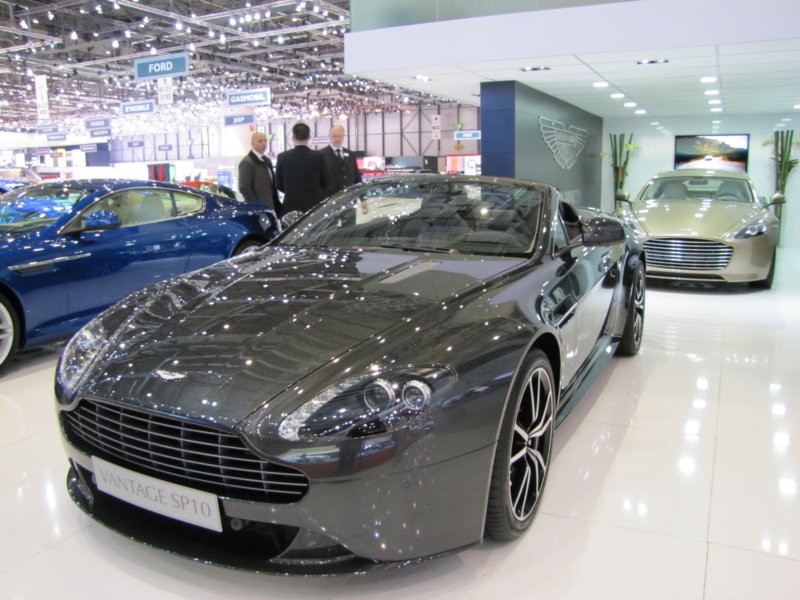 astonmartinv8vantagesroadstersp10.jpg