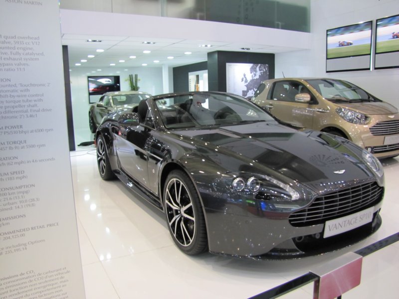 astonmartinv8vantagesroadstersp103.jpg