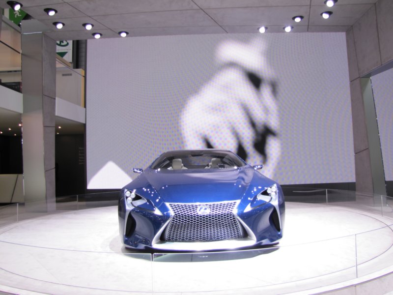 lexuslflc51.jpg