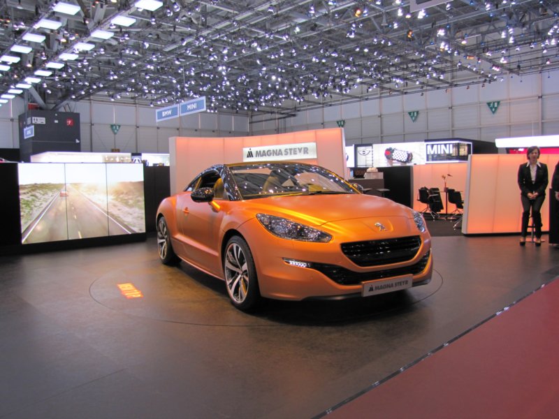 magnasteyrconceptpeugeotrczcabriolet45.jpg