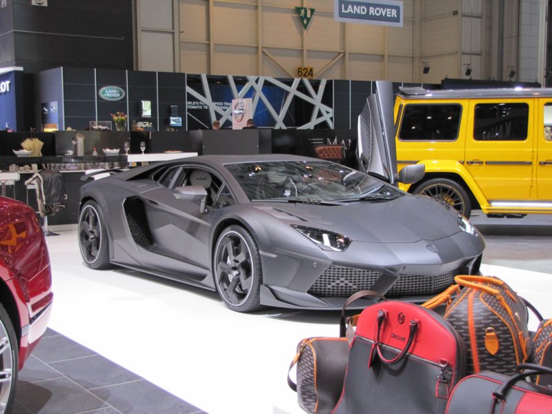 mansorycarbonadolamborghiniaventador2.jpg