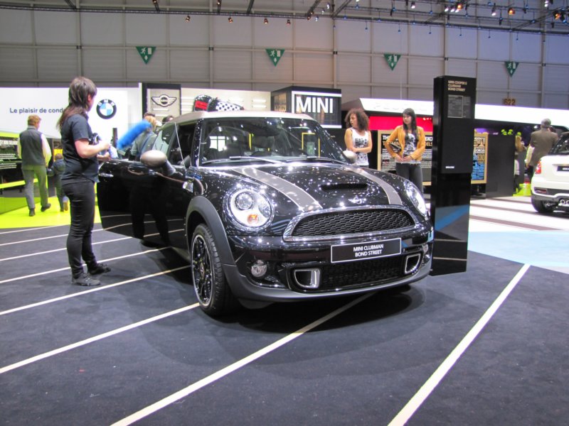 miniclubmanbondstreet5.jpg