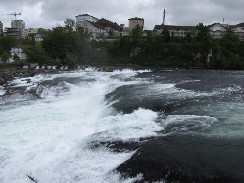 rheinfallschaffhausen44.jpg