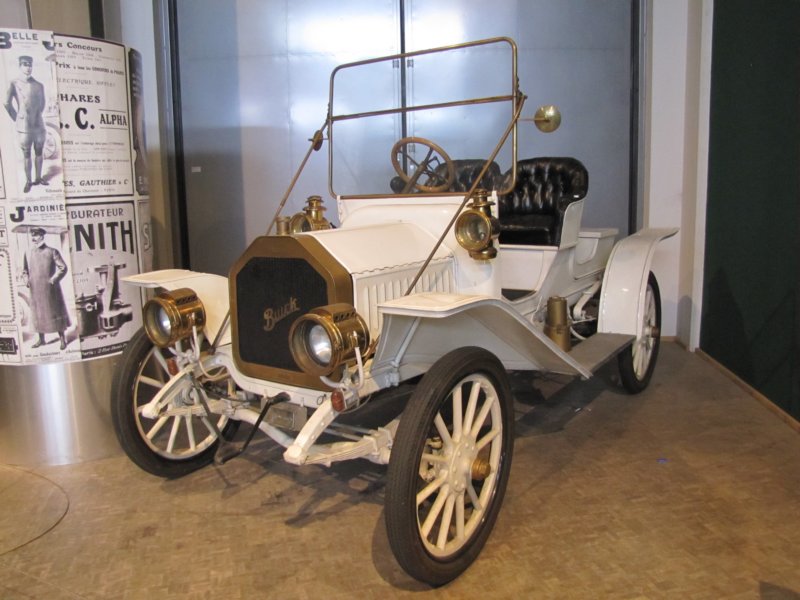 buickrunabout1019104.jpg