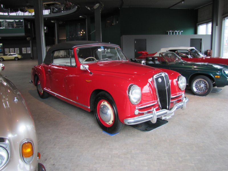 lanciaaureliacabrioletpininfarina5.jpg