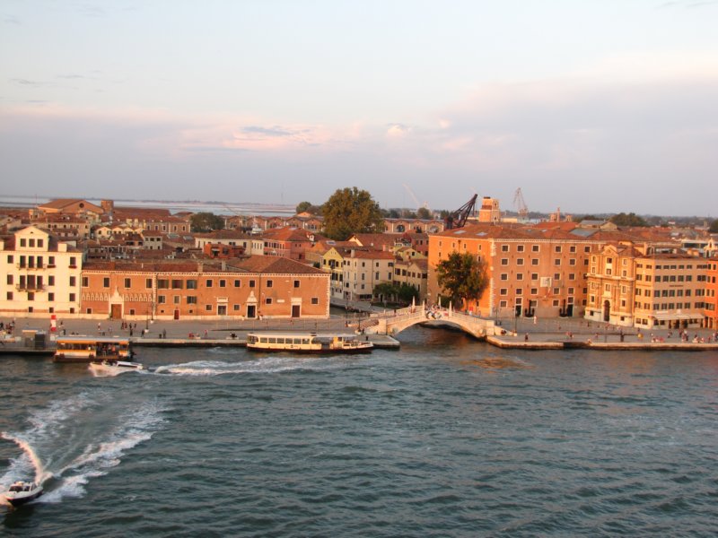 sep2014venice256.jpg