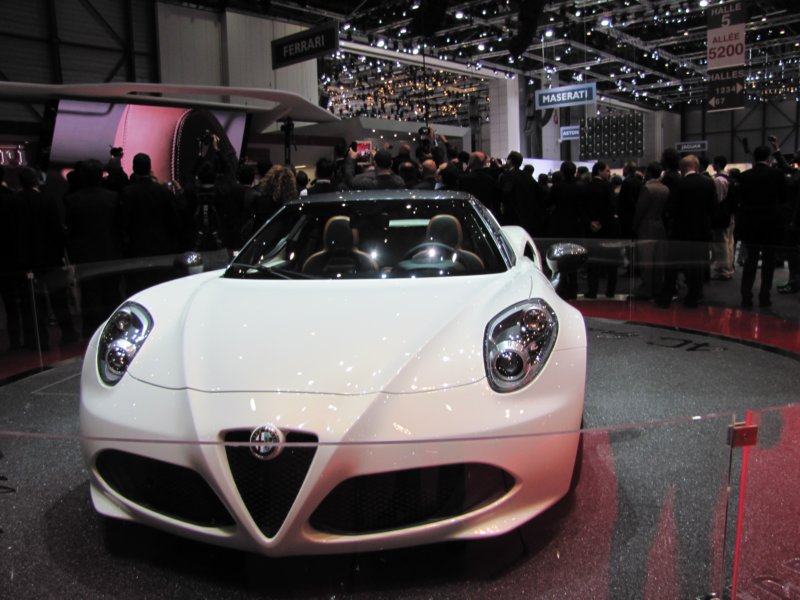 alfaromeo4cspider27.jpg